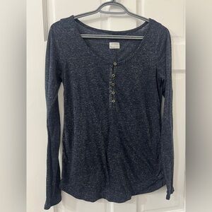 Club Monaco long sleeve Henley Top